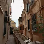 Icon Living * Salerno