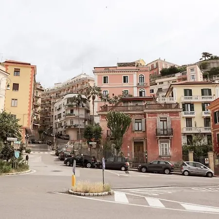 Icon Living Appartement *